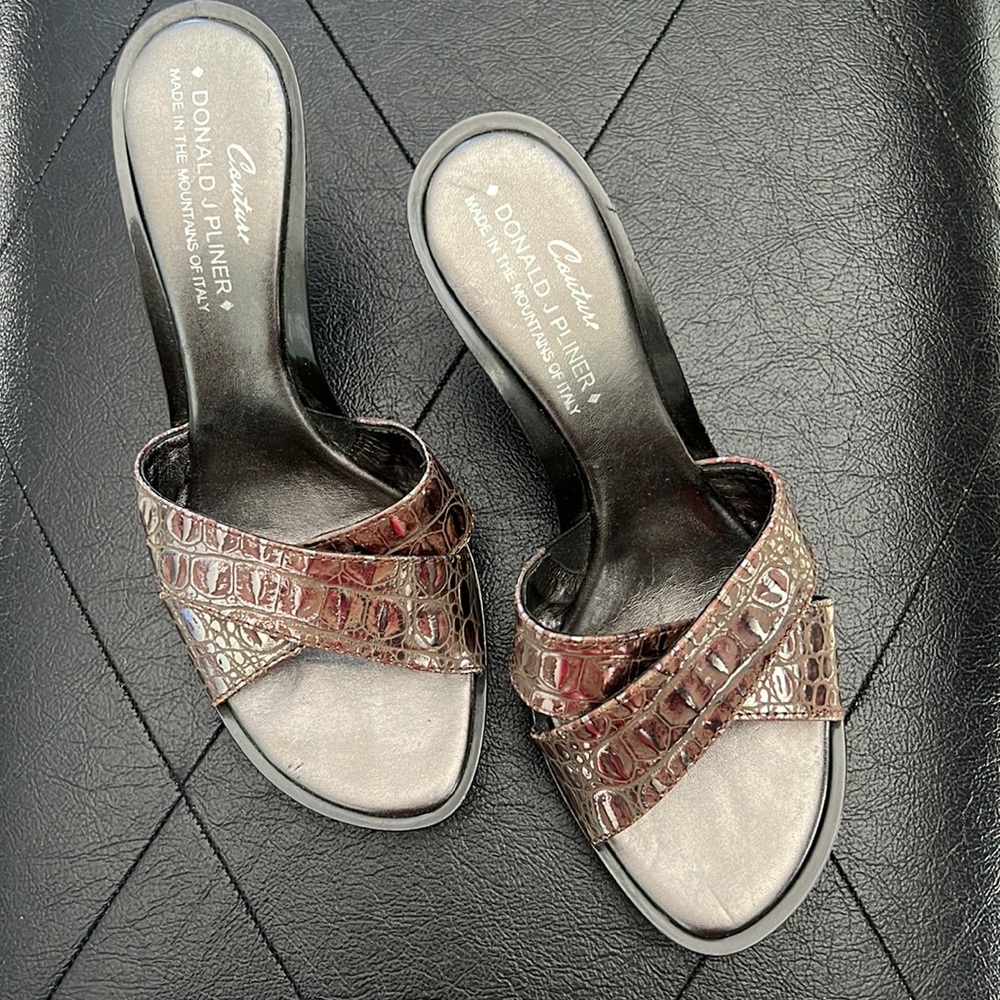DONALD J PLINER Heels